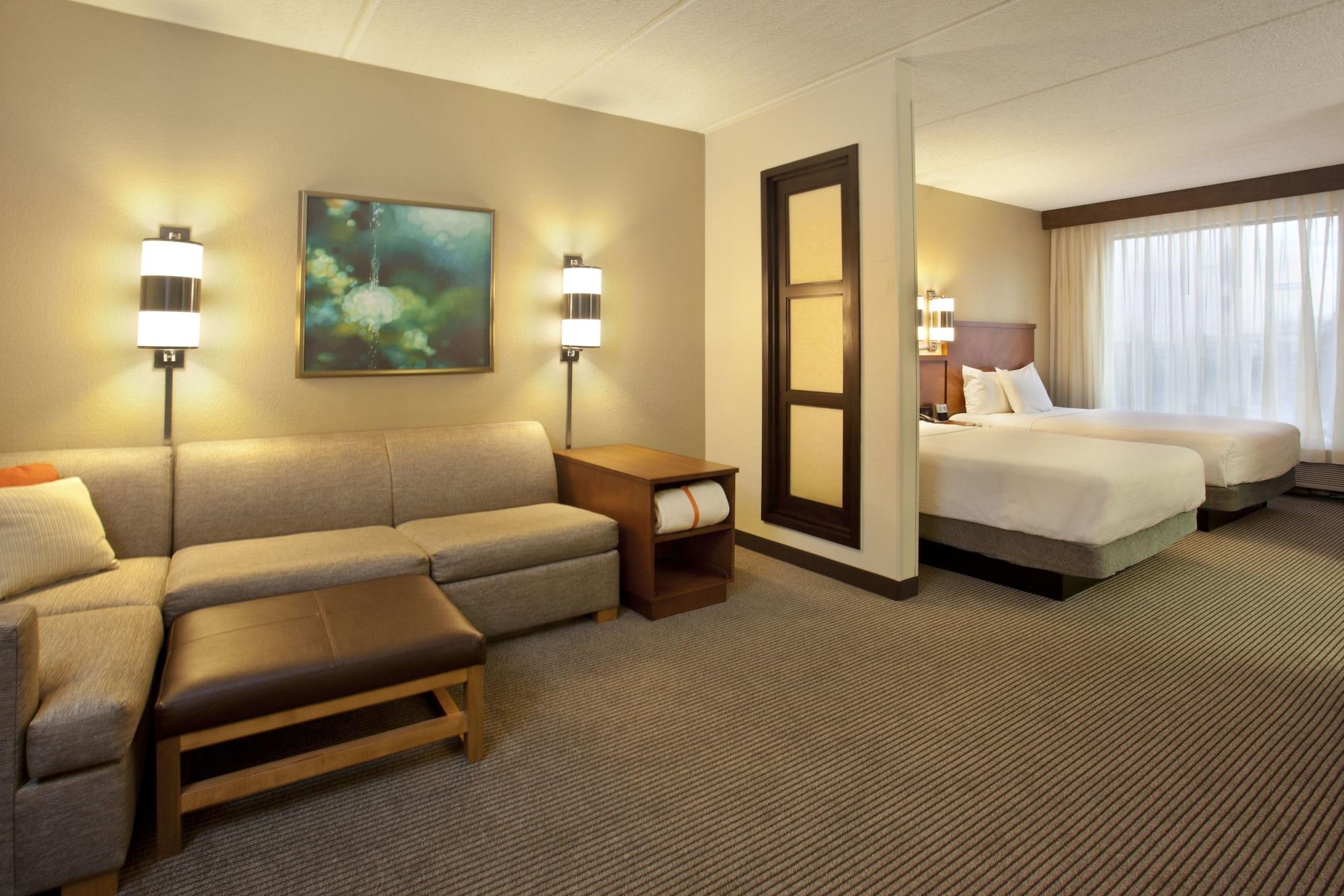 Hyatt Place Atlanta Airport North Hotel 3*