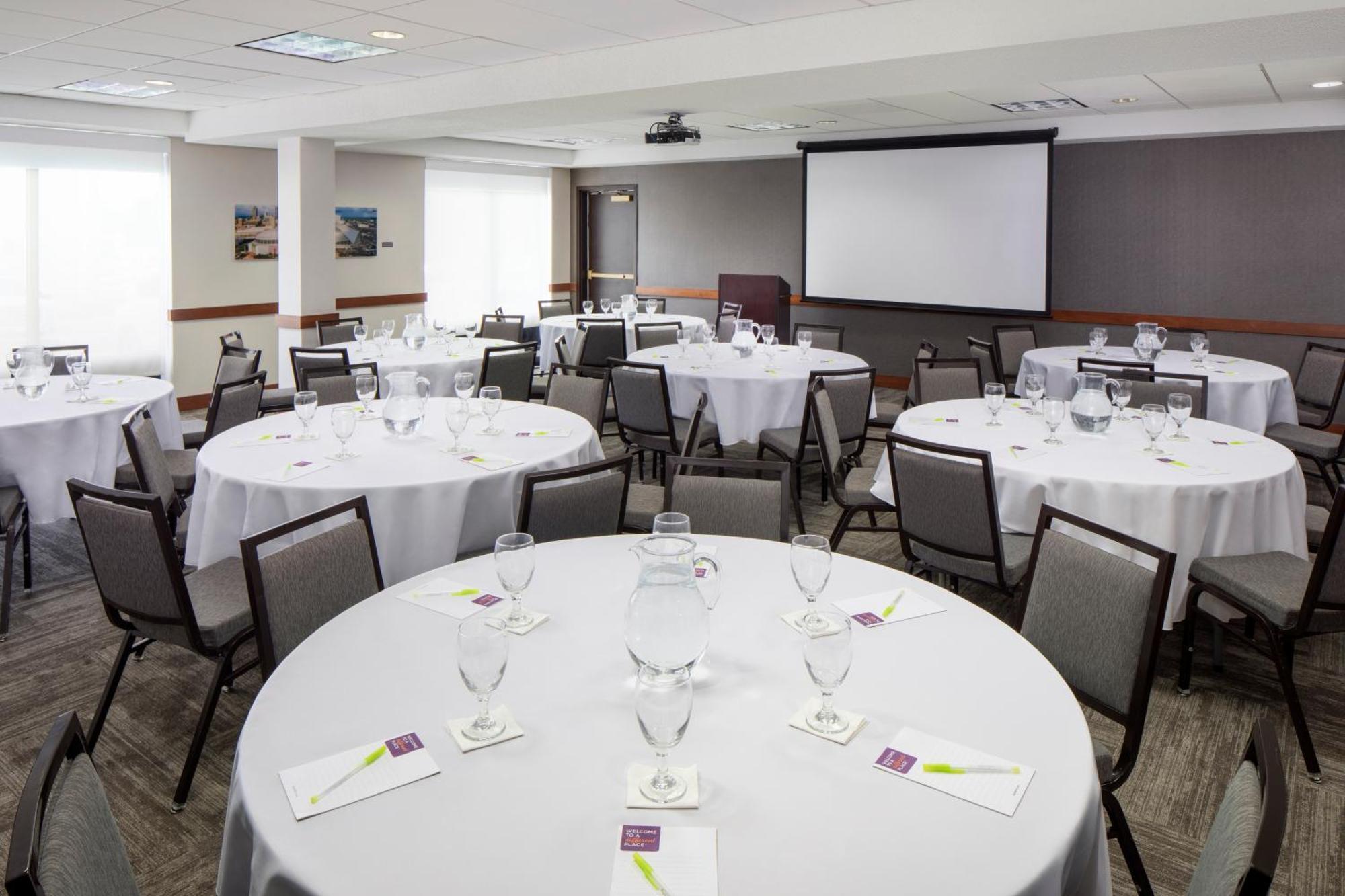Hotel Hyatt Place Atlanta Airport North 3*