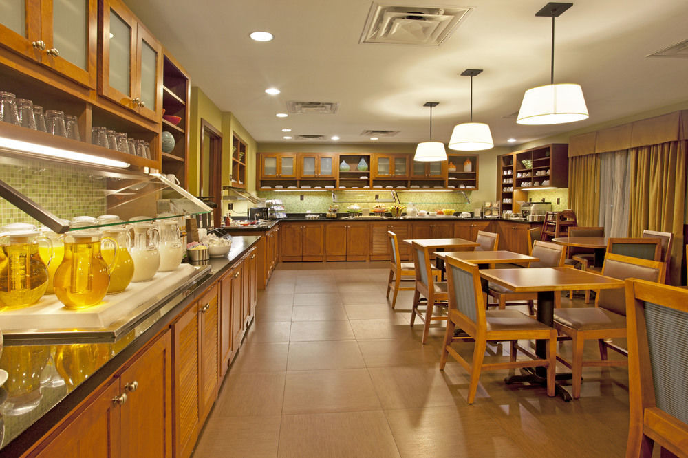 Hotel Hyatt Place Atlanta Airport North 3*